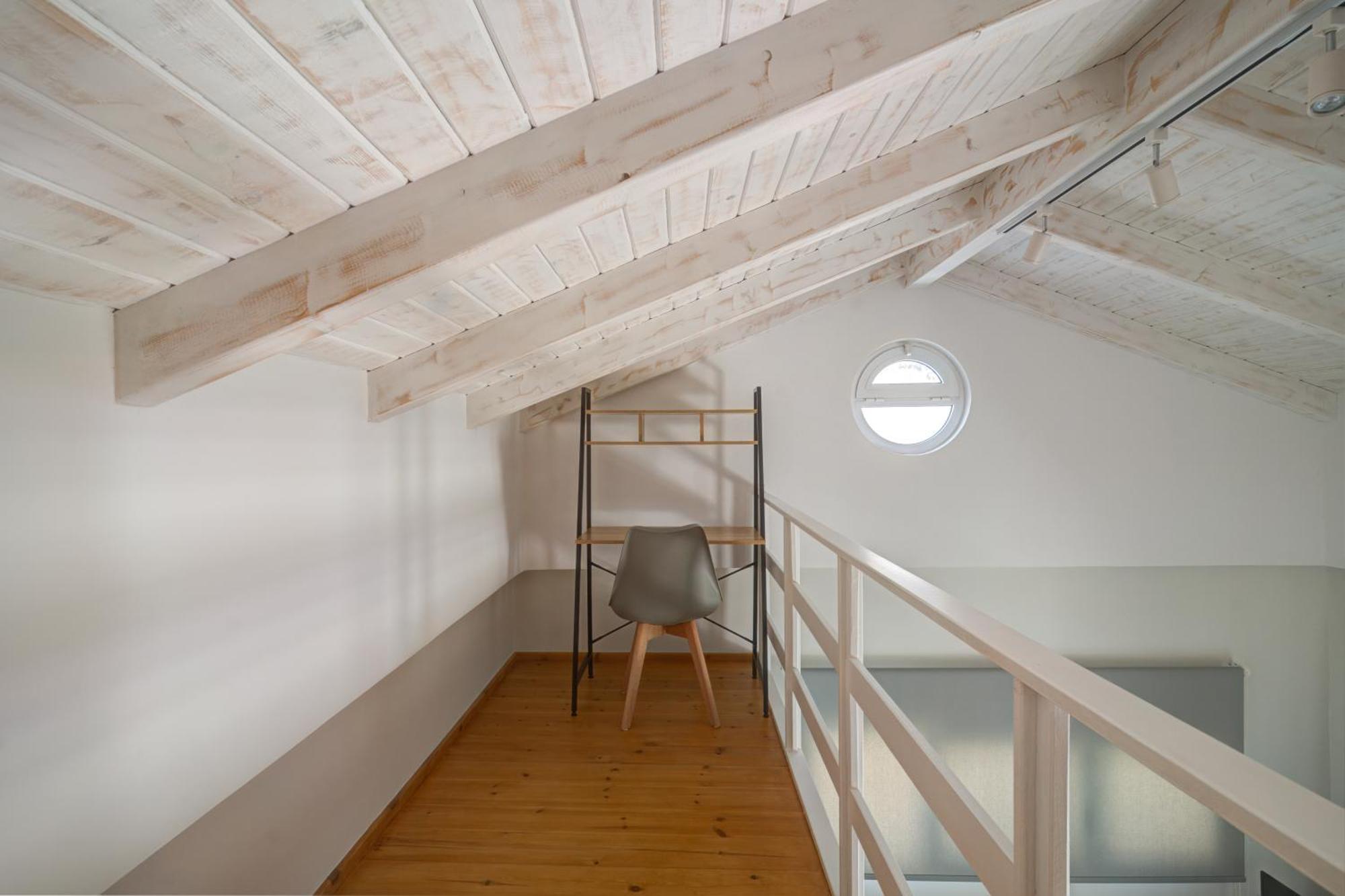 Molos Beachfront Apartments In 디아코프토 외부 사진